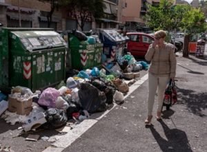 ROMA, LA FARSA DELL'EMERGENZA RIFIUTI