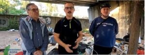 Discariche e accampamenti abusivi nel quartiere Borghesiana del VI municipio di Roma.